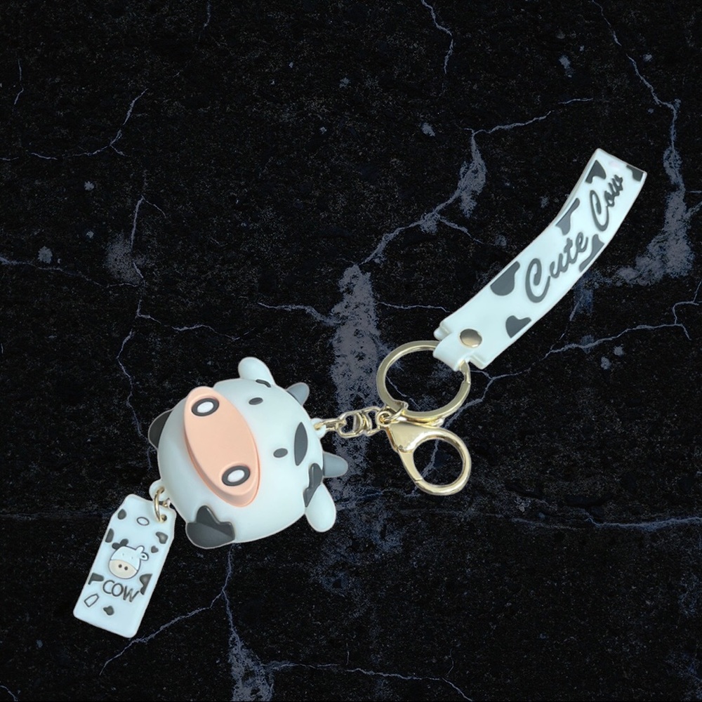 🐮🐄 Adorable Cow Key Chain, Bag Pendant Accessory ❤️😍